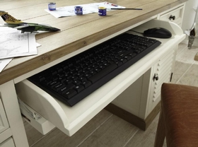 Tastaturauszug Urbano Schreibtisch